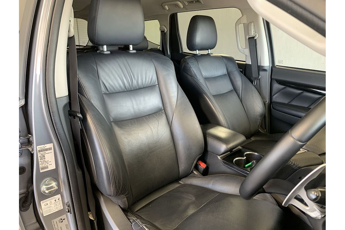 2016 Mitsubishi Pajero Sport Exceed QE