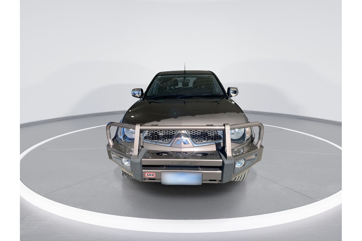 2014 Mitsubishi Triton GLX-R MN 4X4