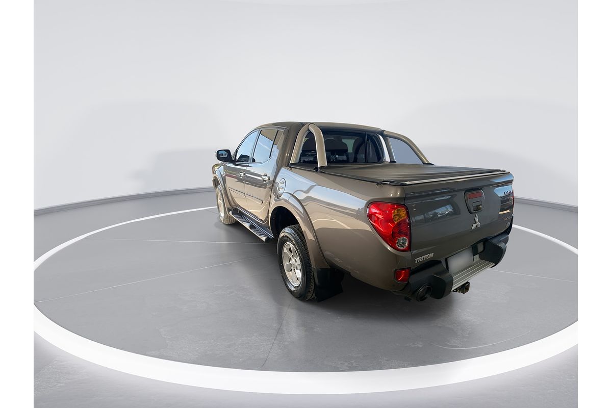 2014 Mitsubishi Triton GLX-R MN 4X4