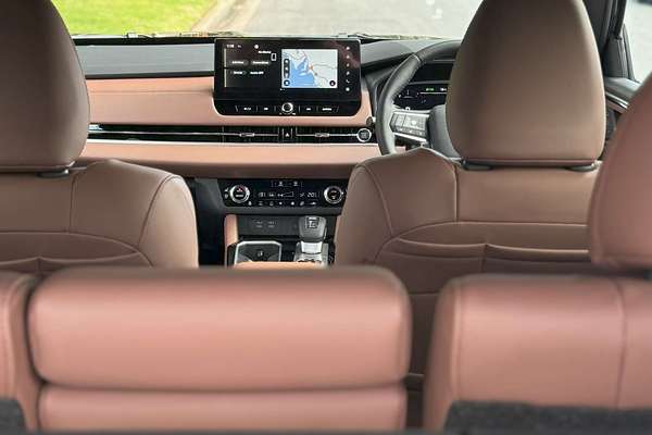 2025 Mitsubishi Outlander Exceed Tourer ZM
