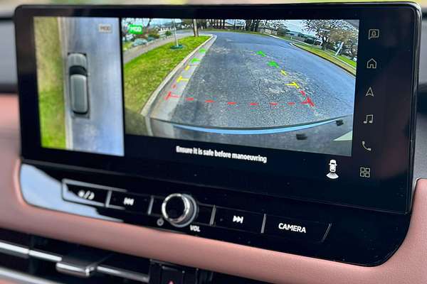 2025 Mitsubishi Outlander Exceed Tourer ZM