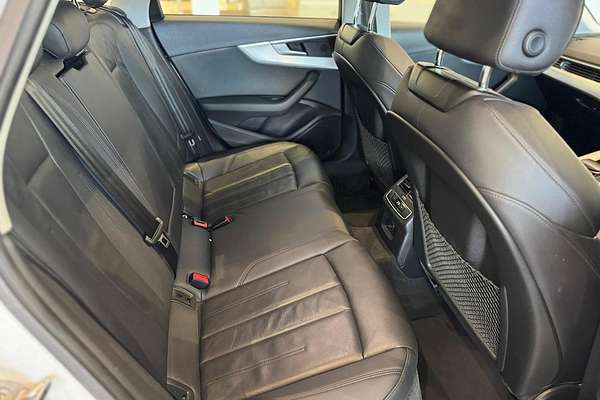 2019 Audi A4 35 TFSI S line B9