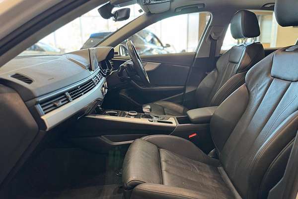 2019 Audi A4 35 TFSI S line B9