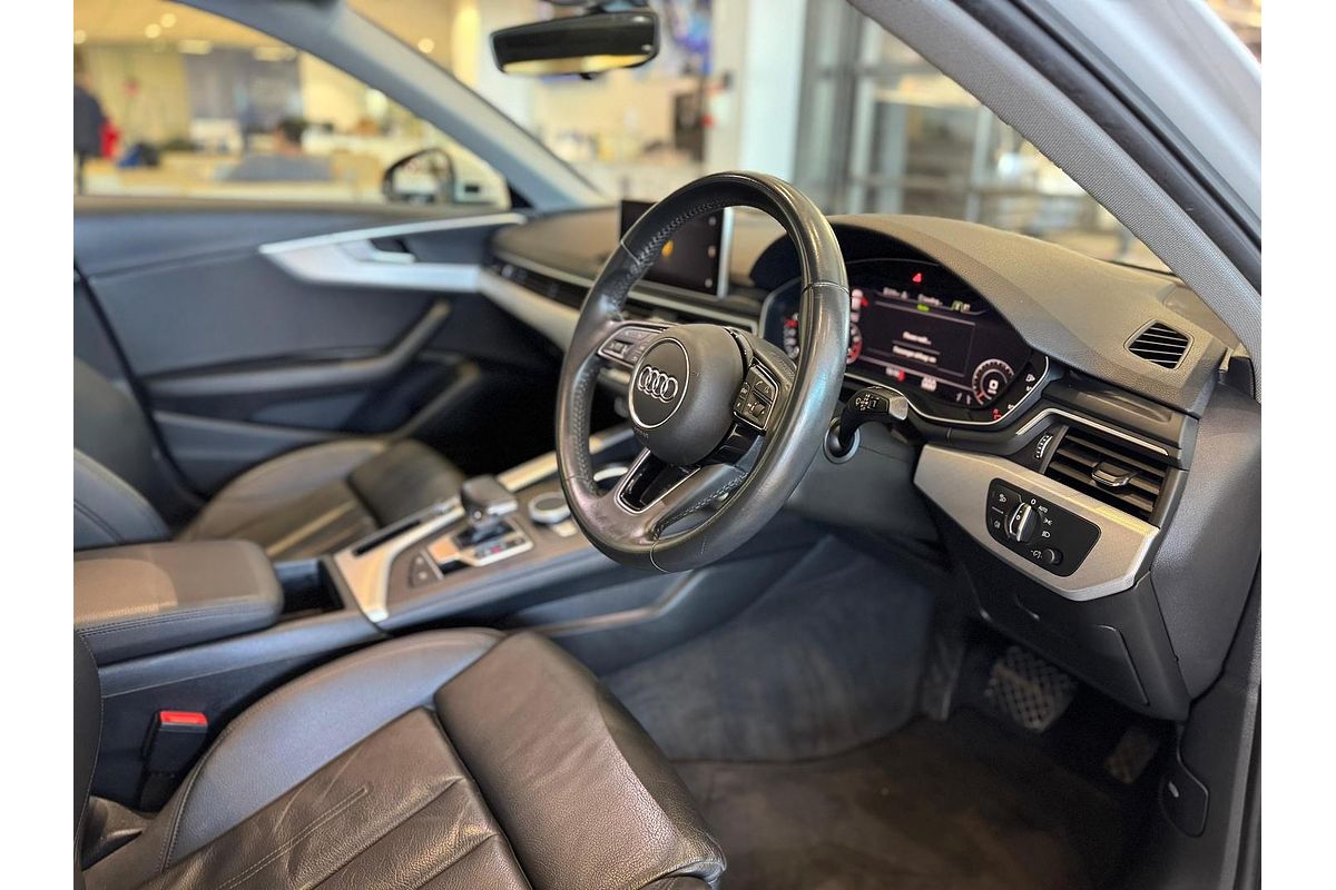 2019 Audi A4 35 TFSI S line B9