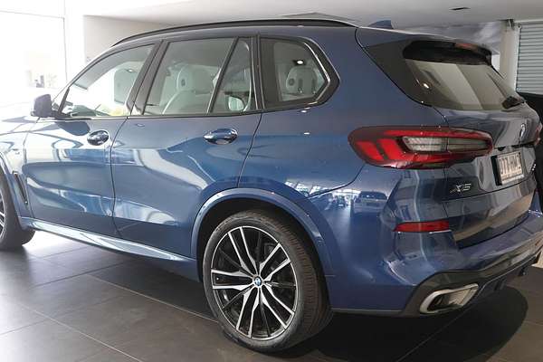 2023 BMW X5 xDrive40i M Sport G05