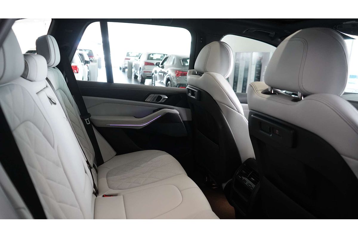 2023 BMW X5 xDrive40i M Sport G05
