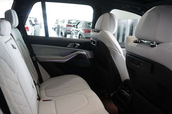 2023 BMW X5 xDrive40i M Sport G05