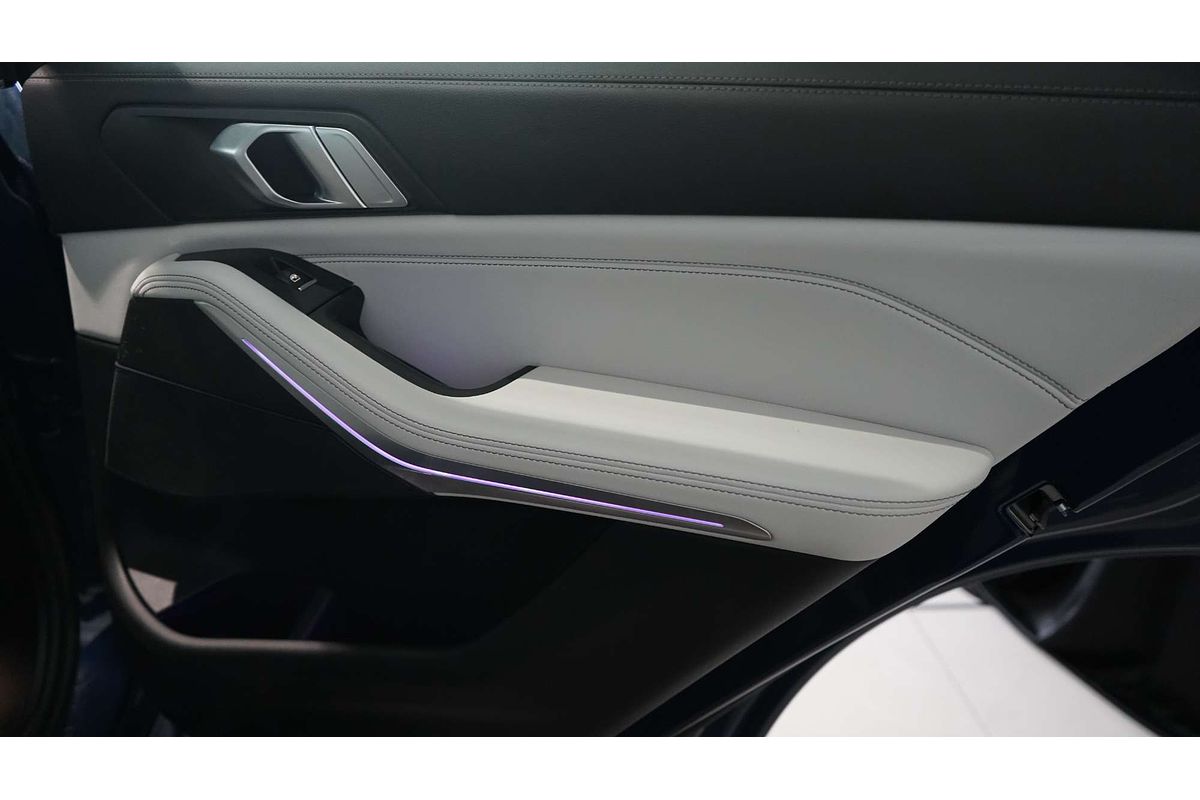 2023 BMW X5 xDrive40i M Sport G05