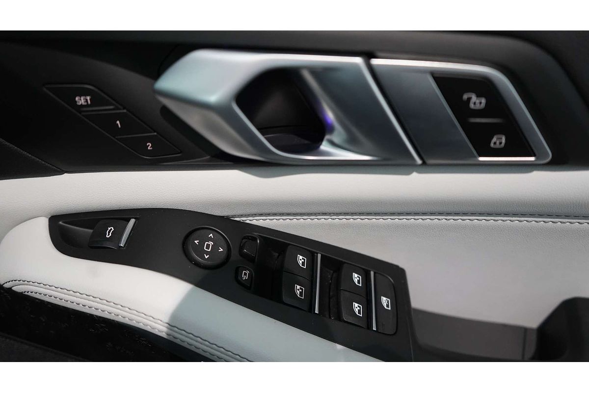 2023 BMW X5 xDrive40i M Sport G05