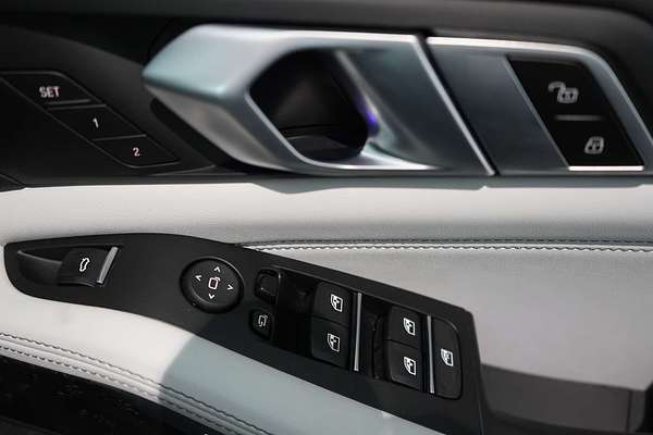 2023 BMW X5 xDrive40i M Sport G05