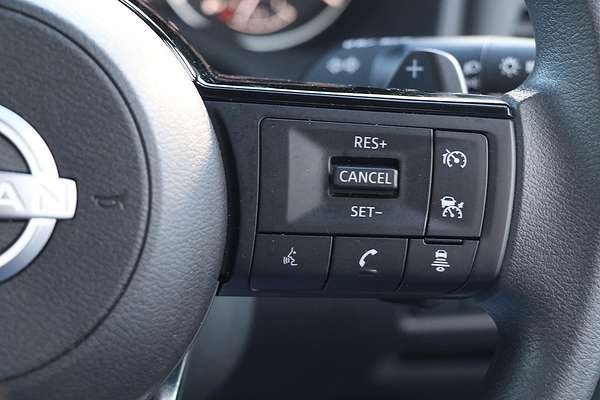 2024 Nissan X-TRAIL ST T33