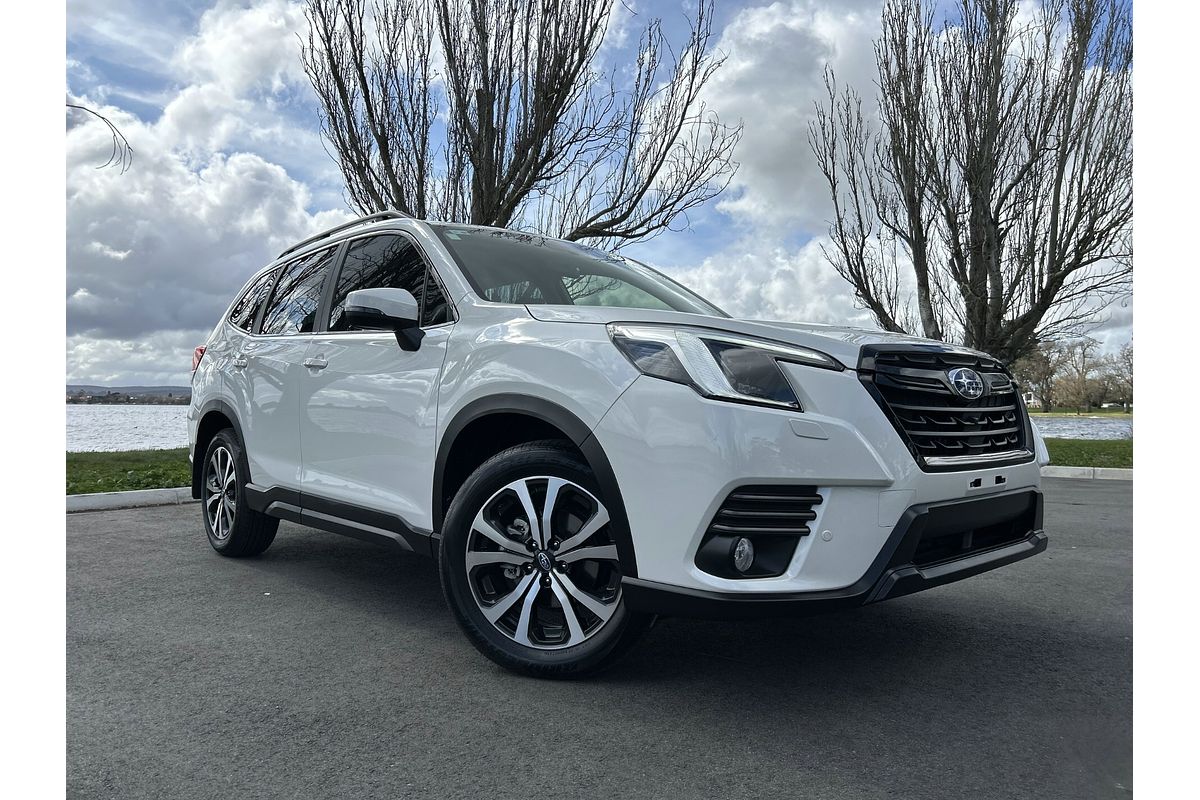 2024 Subaru Forester 2.5i Premium S5