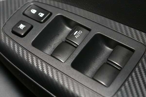 2024 Mitsubishi Eclipse Cross ES YB