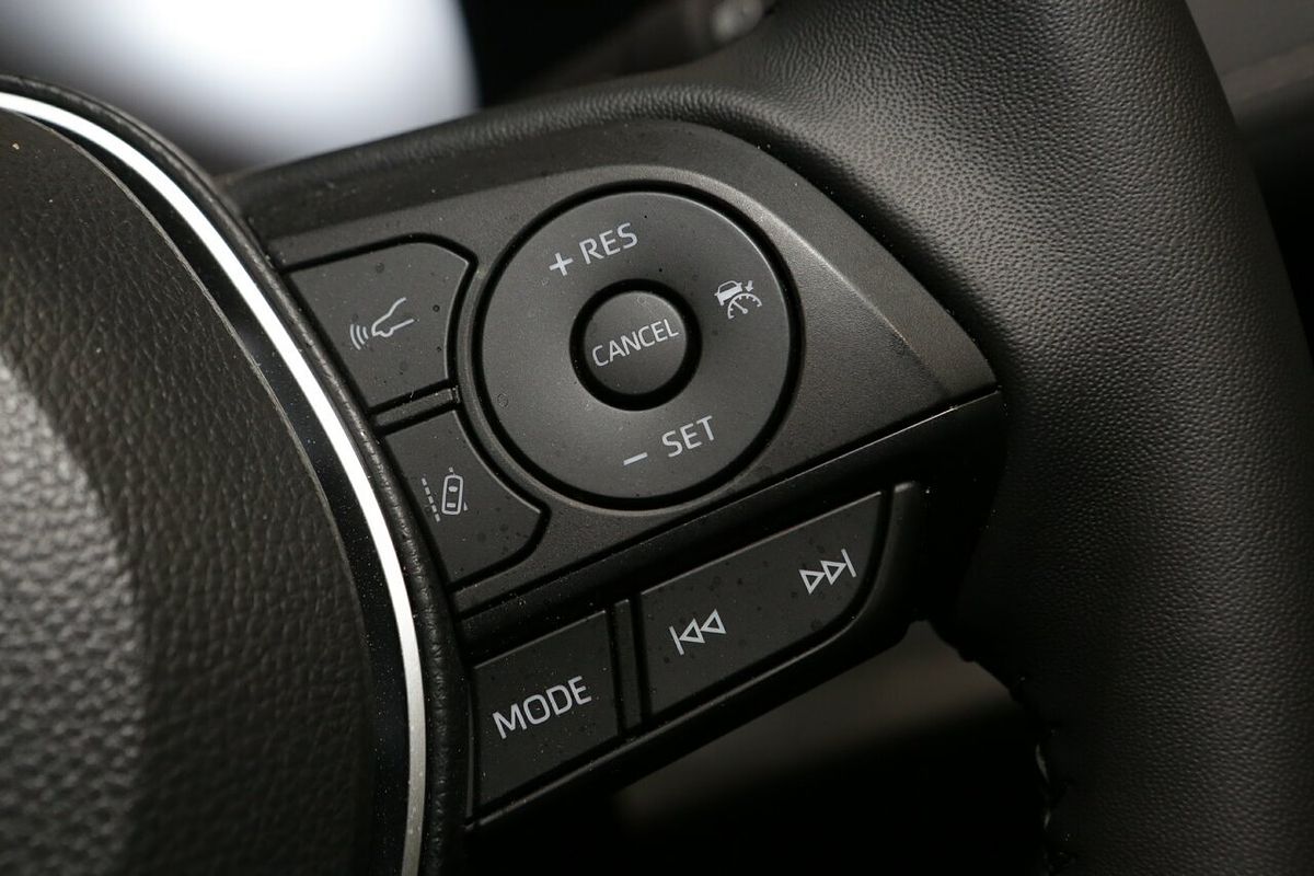 2025 Toyota RAV4 Cruiser AXAH54R