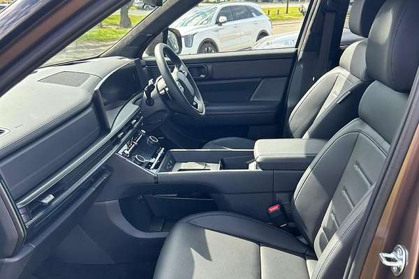 2025 Hyundai Santa Fe Calligraphy MX5.V1
