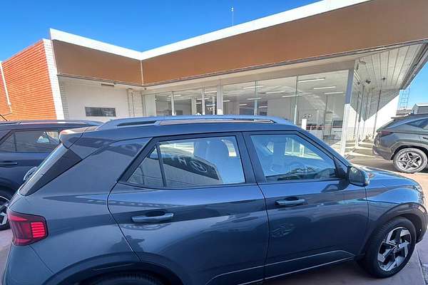 2024 Hyundai Venue Active QX.V5