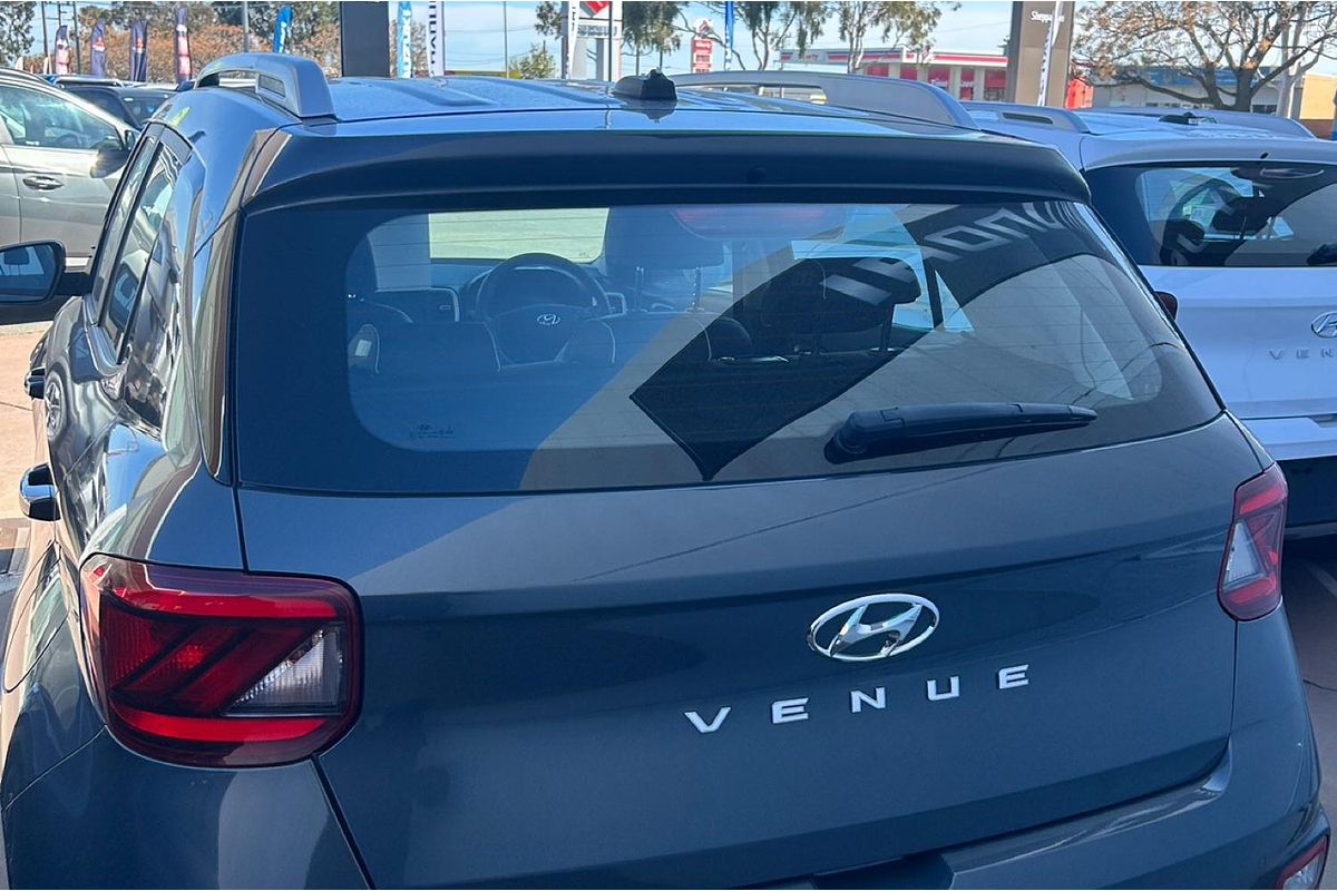 2024 Hyundai Venue Active QX.V5
