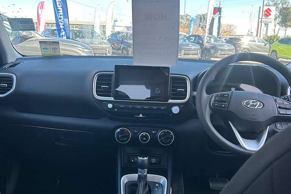 2024 Hyundai Venue Active QX.V5