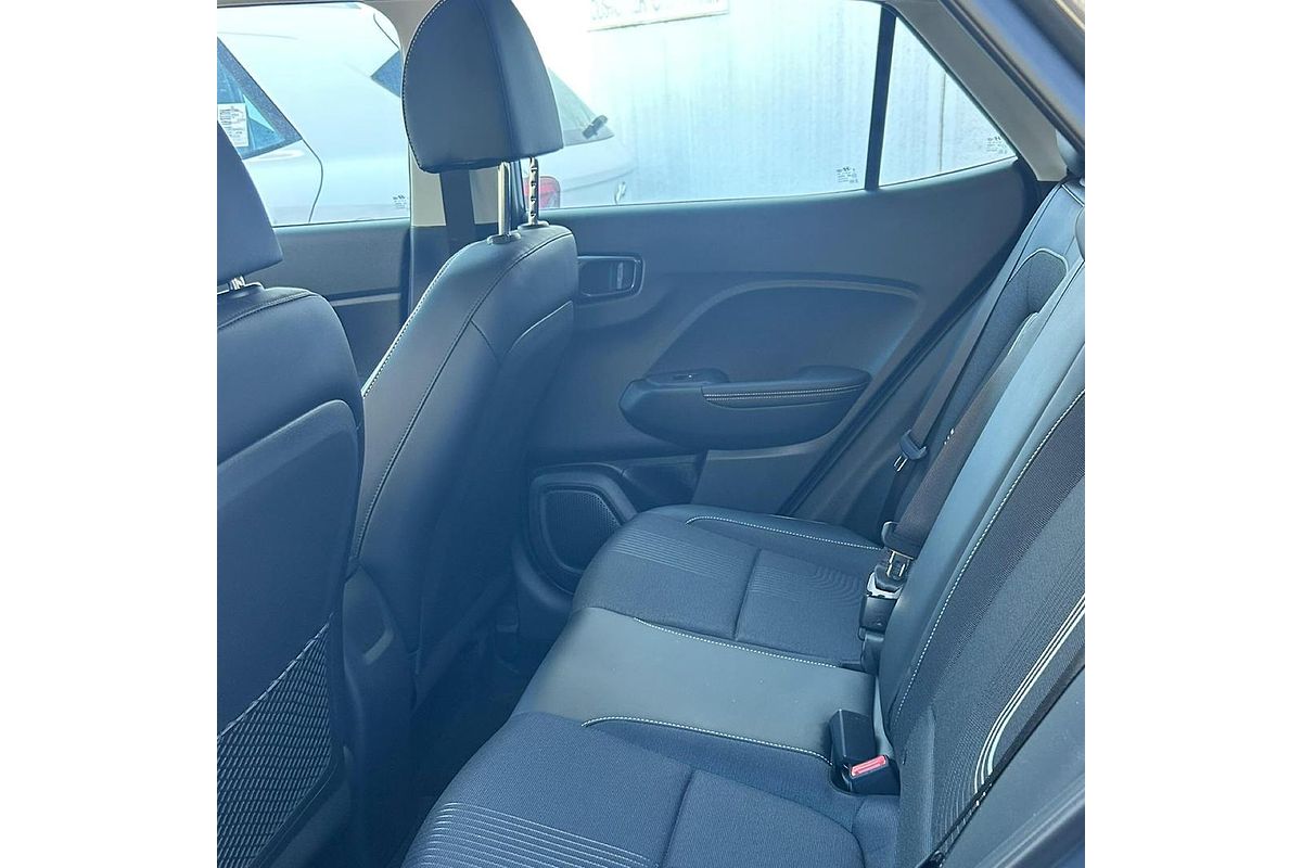 2025 Hyundai Venue Active QX.V5
