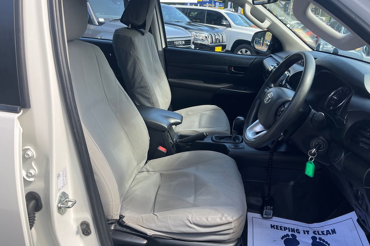 2023 Toyota Hilux SR GUN126R