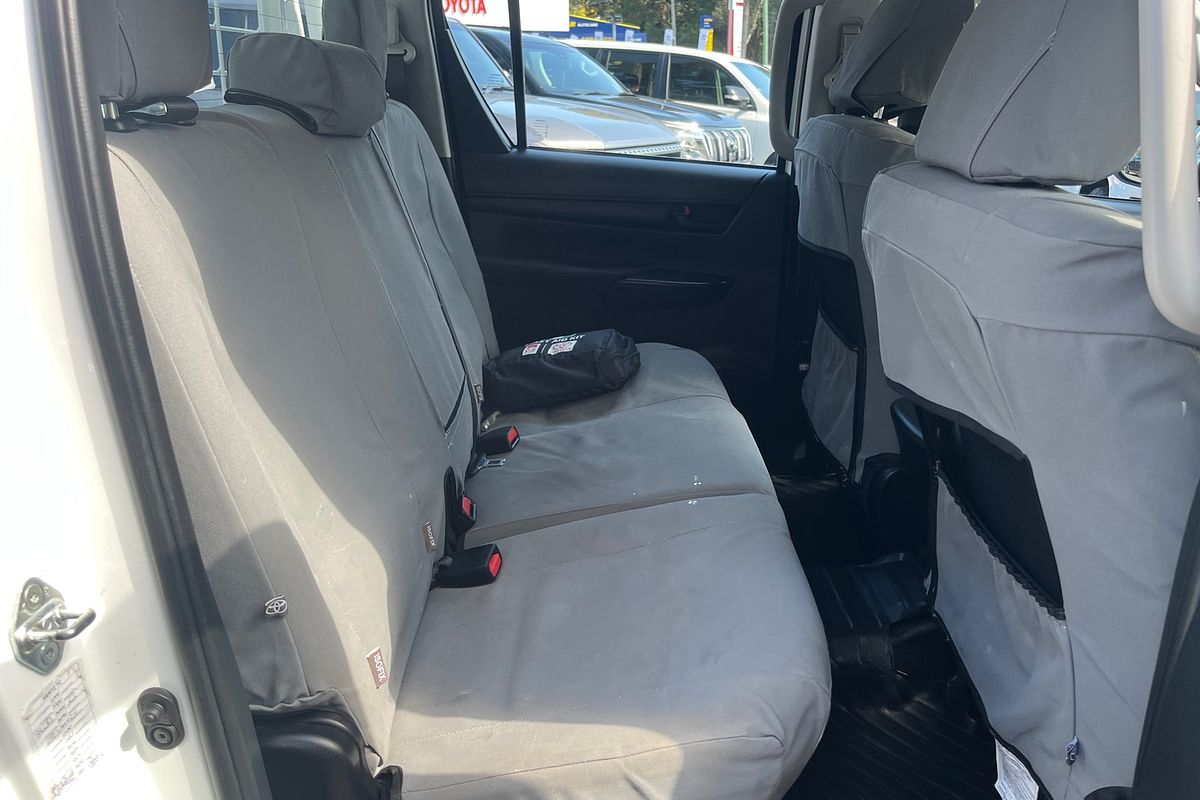 2023 Toyota Hilux SR GUN126R