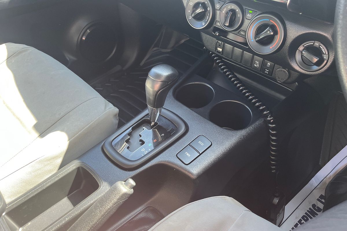 2023 Toyota Hilux SR GUN126R