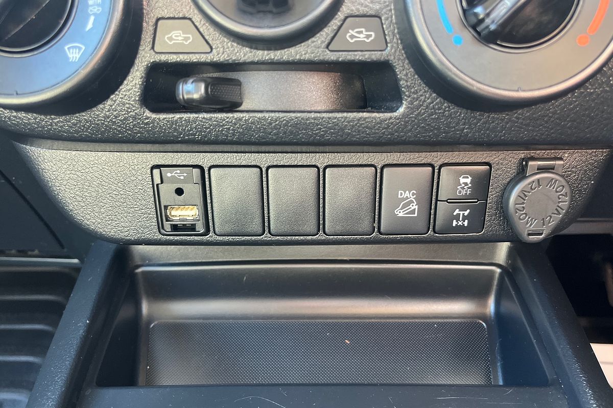 2023 Toyota Hilux SR GUN126R