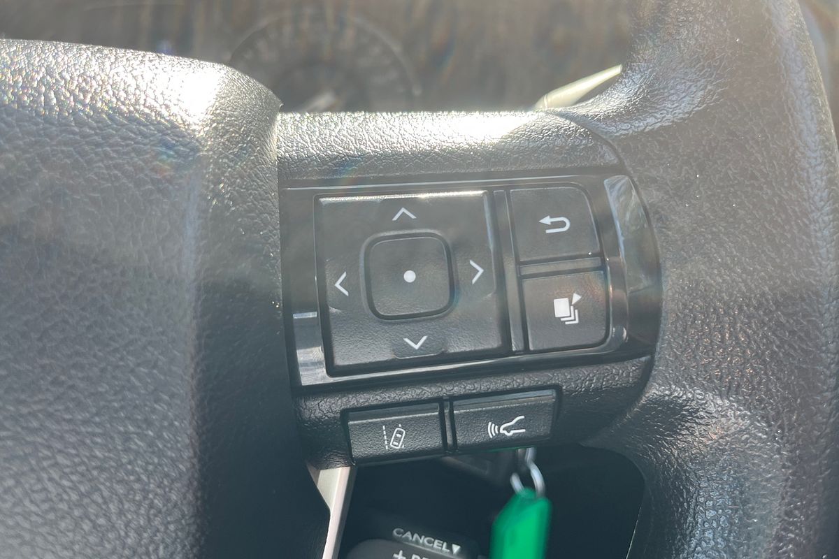 2023 Toyota Hilux SR GUN126R