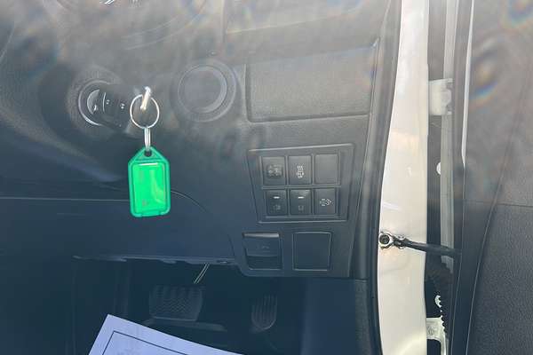 2023 Toyota Hilux SR GUN126R