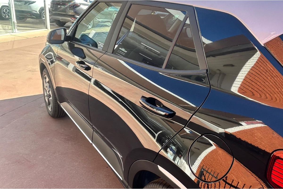 2025 Hyundai Venue Elite QX.V5