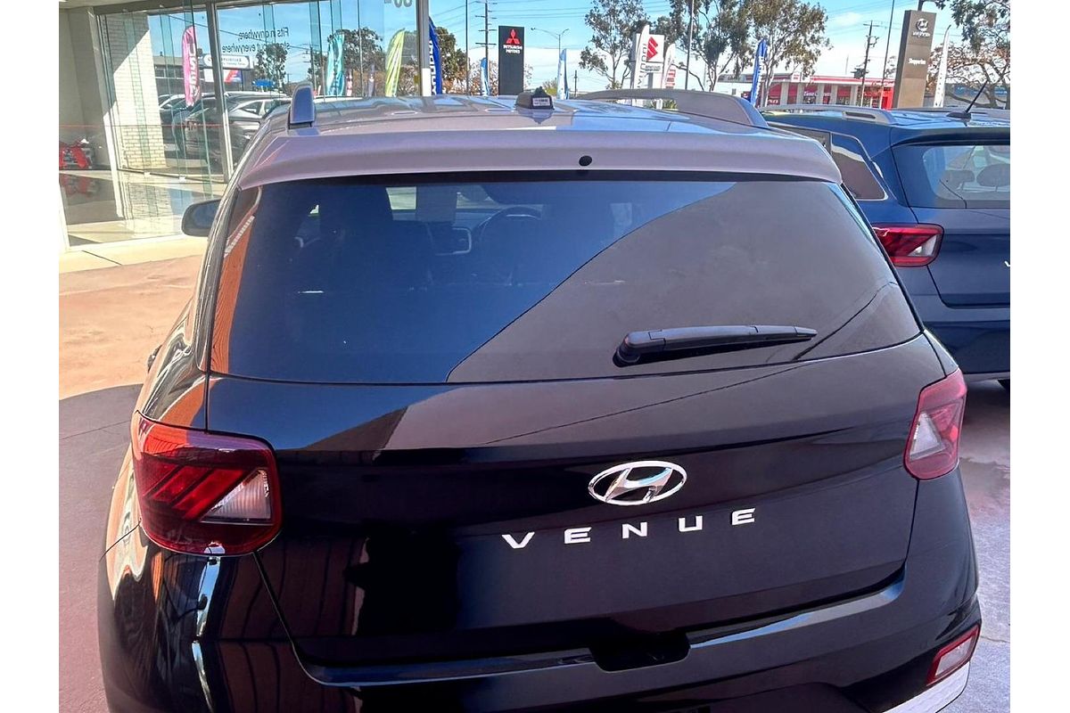 2025 Hyundai Venue Elite QX.V5