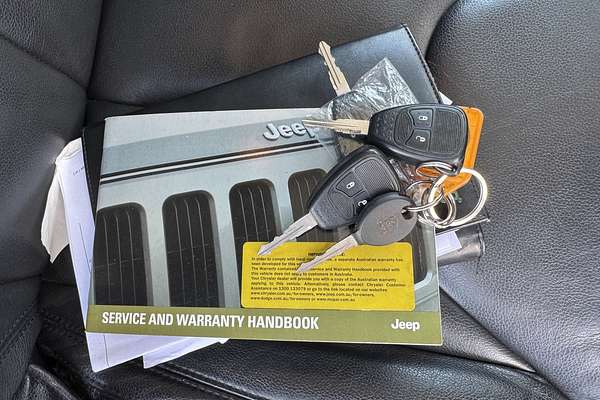 2014 Jeep Wrangler Sport (4x4) JK MY13