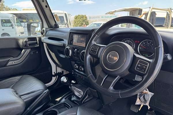 2014 Jeep Wrangler Sport (4x4) JK MY13