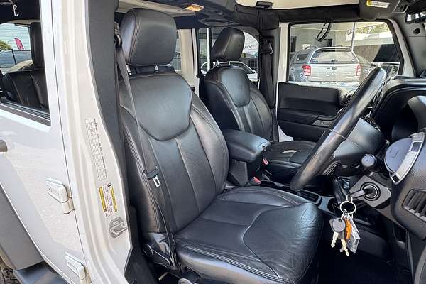 2014 Jeep Wrangler Sport (4x4) JK MY13