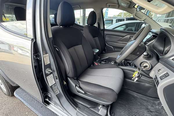 2017 Mitsubishi Triton GLX MQ 4X4