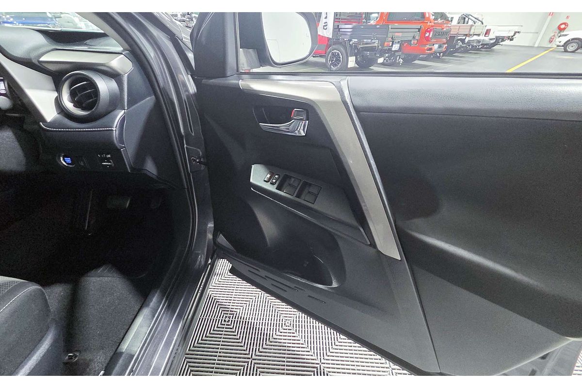 2018 Toyota RAV4 GXL ZSA42R