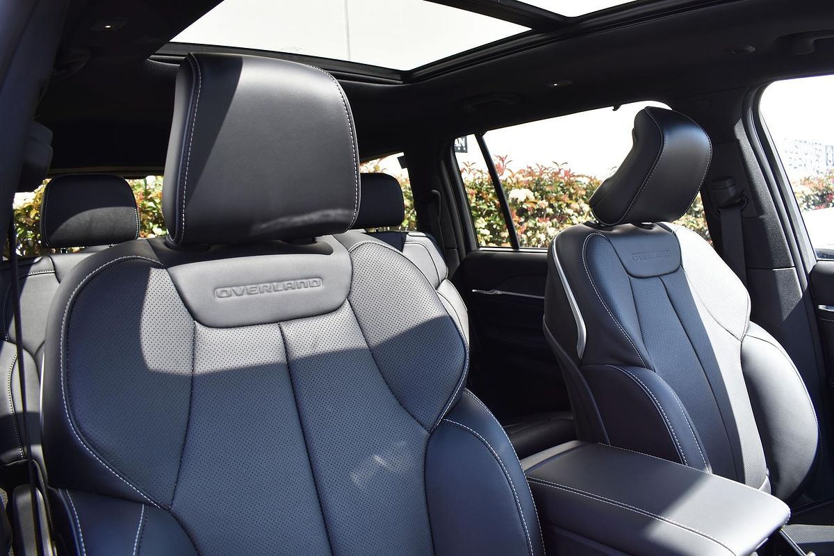 2023 Jeep Grand Cherokee Overland WL