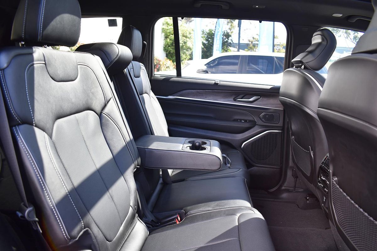 2023 Jeep Grand Cherokee Overland WL