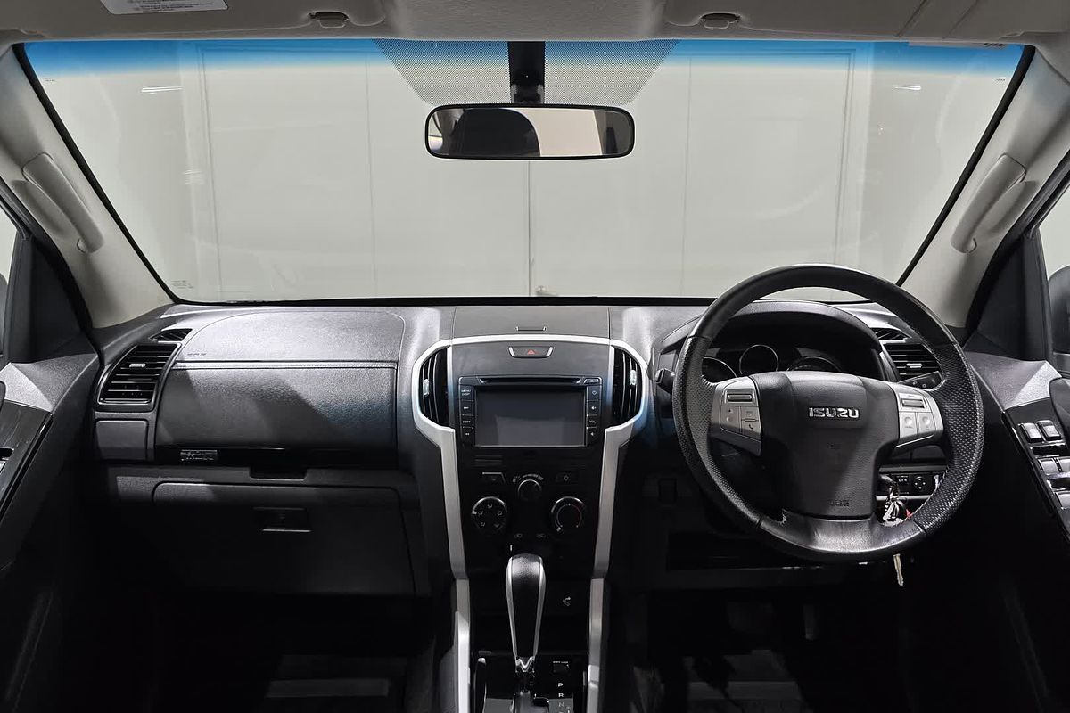 2021 Isuzu MU-X LS-M