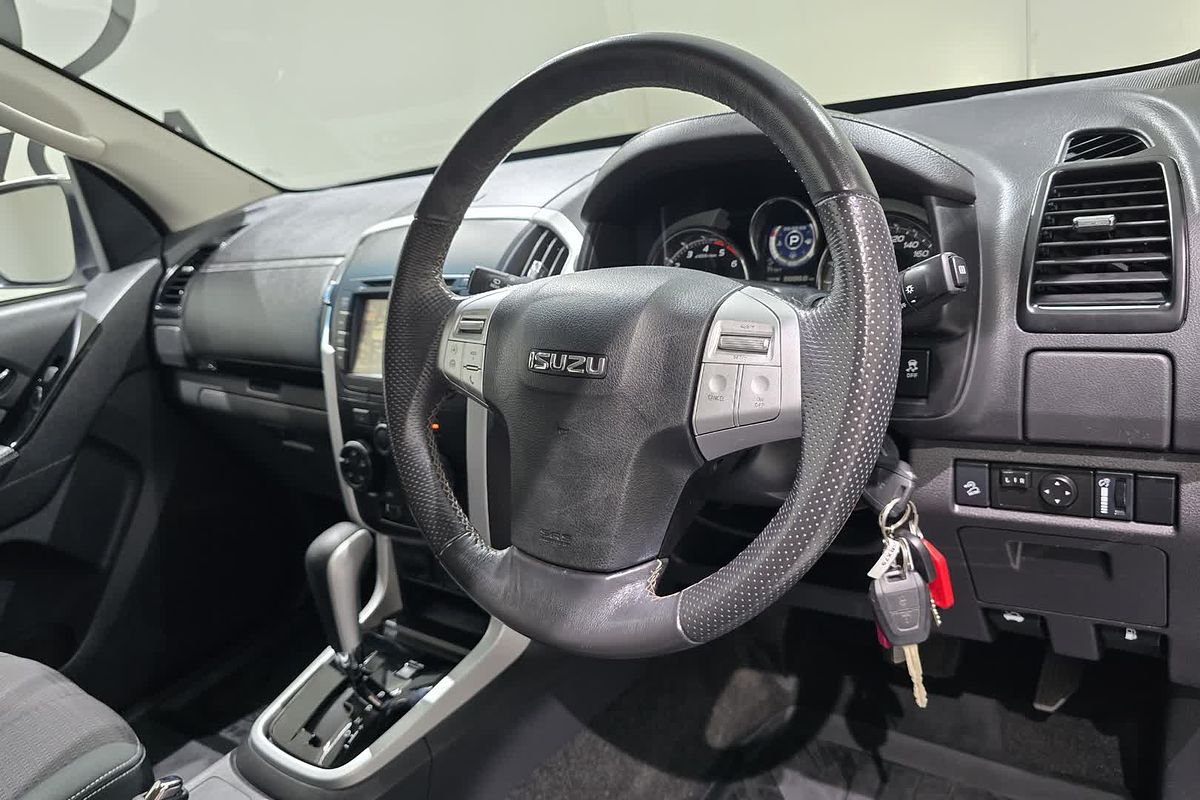 2021 Isuzu MU-X LS-M