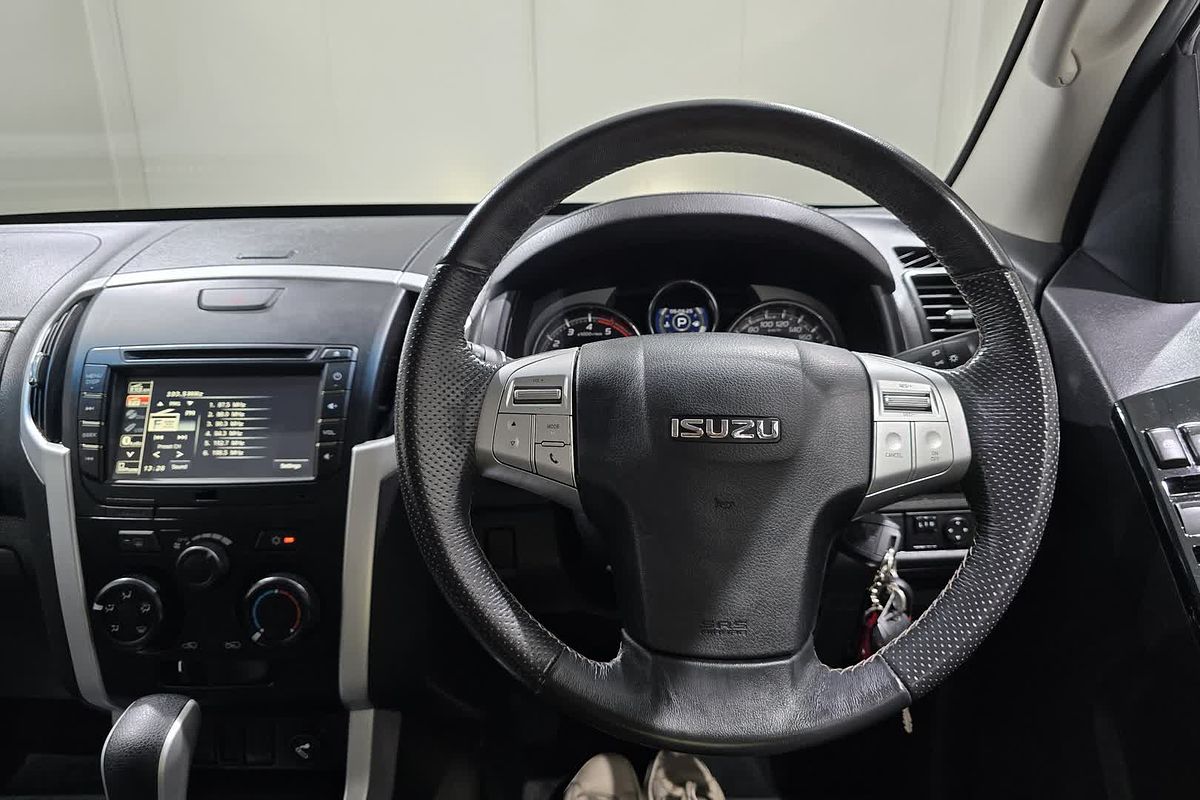 2021 Isuzu MU-X LS-M