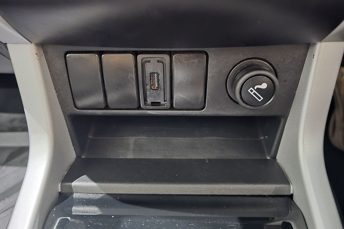 2021 Isuzu MU-X LS-M