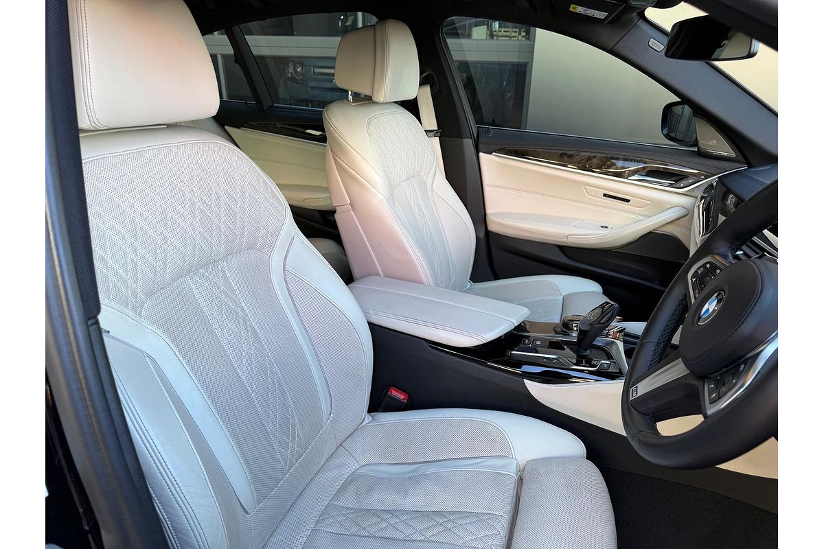 2016 BMW 5 Series 530i M Sport G30