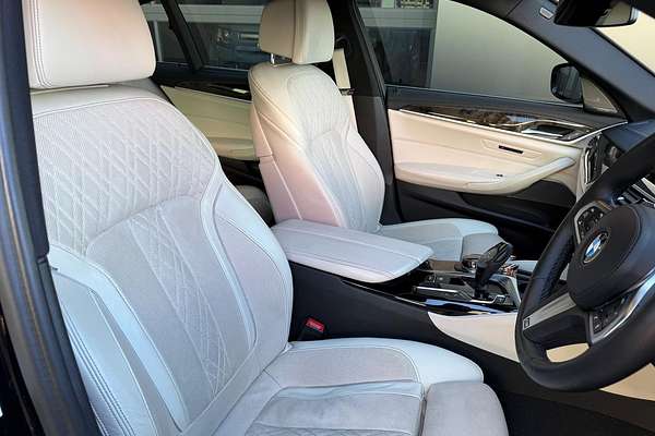 2016 BMW 5 Series 530i M Sport G30