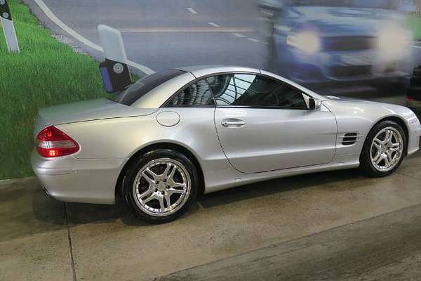 2006 Mercedes-Benz SL350