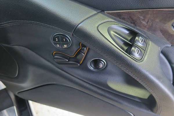 2006 Mercedes-Benz SL350