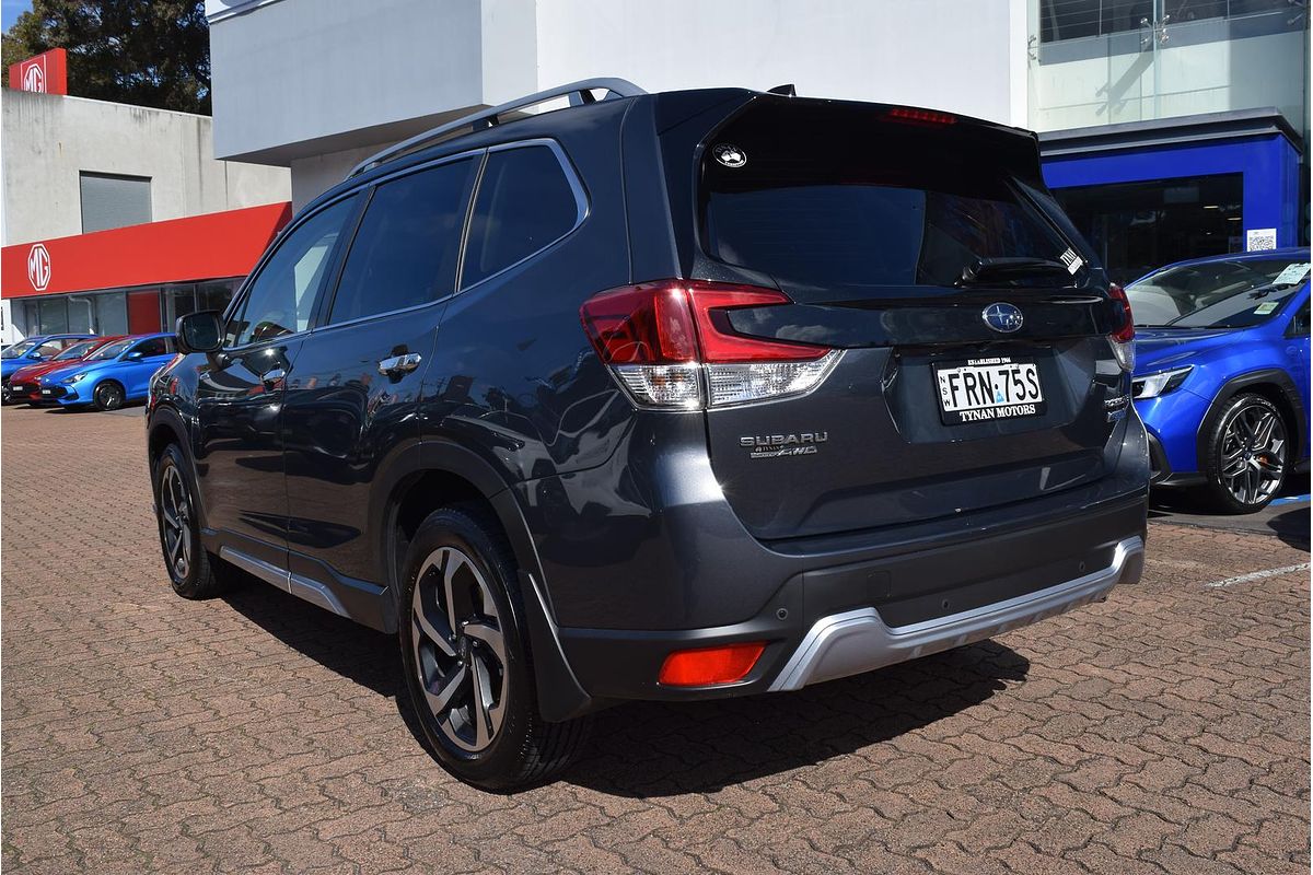 2024 Subaru Forester Hybrid S S5