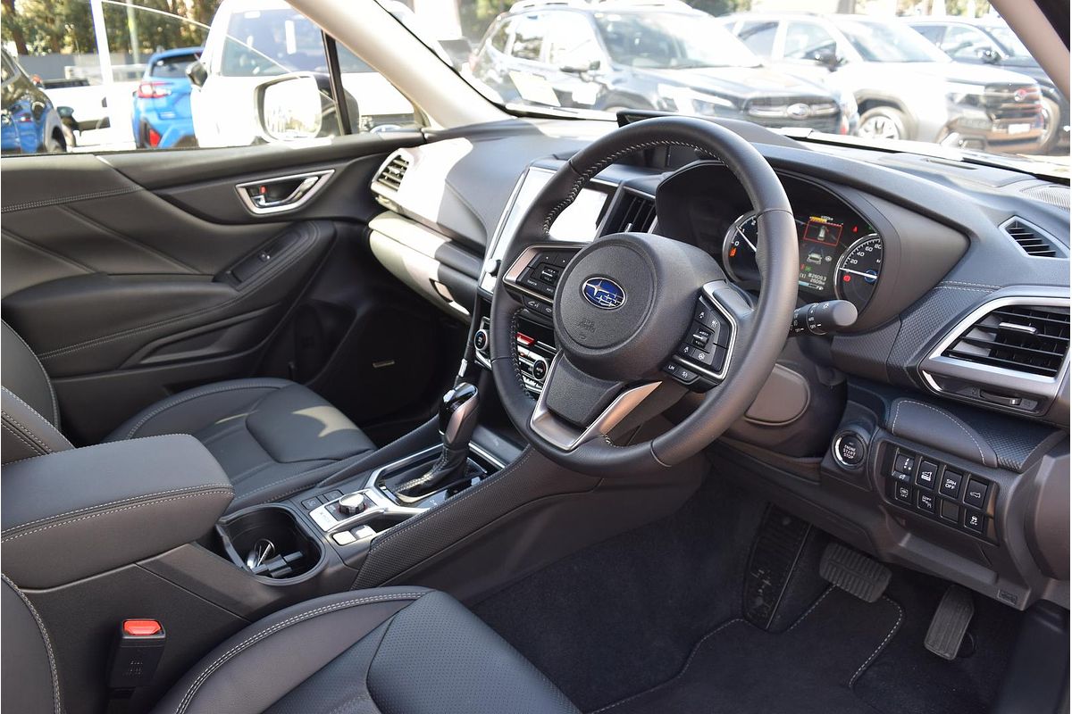 2024 Subaru Forester Hybrid S S5