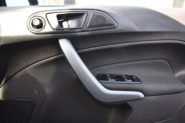 2014 Ford Fiesta Trend WZ