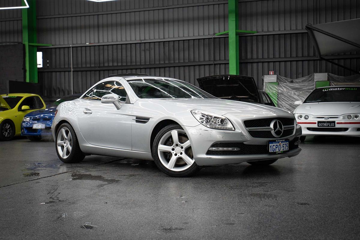 2012 Mercedes-Benz SLK-Class SLK250 BlueEFFICIENCY R172